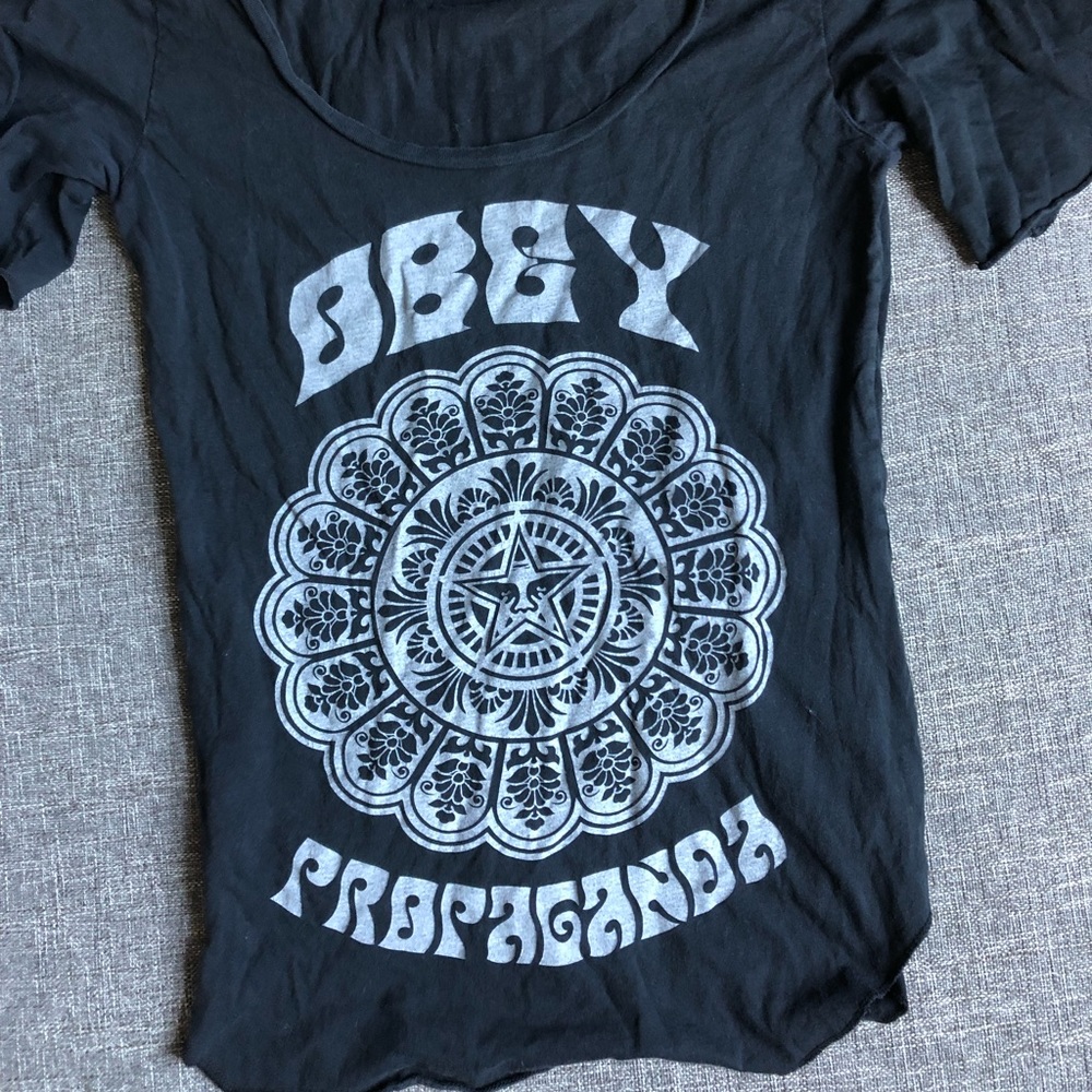 Obey 3/4 length tee